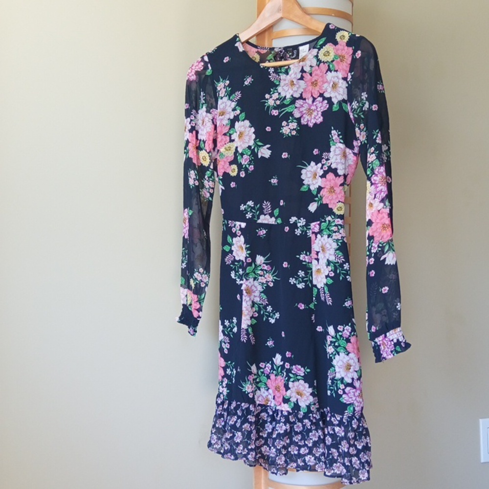 🪇2for$15 Ptp17" Long-Sleeve Open-Back Floral-Print Ruffled-Hem Dress - Picture 4 of 17
